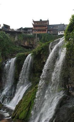 湘西有些什麼景點：從山水之間探索神秘之美